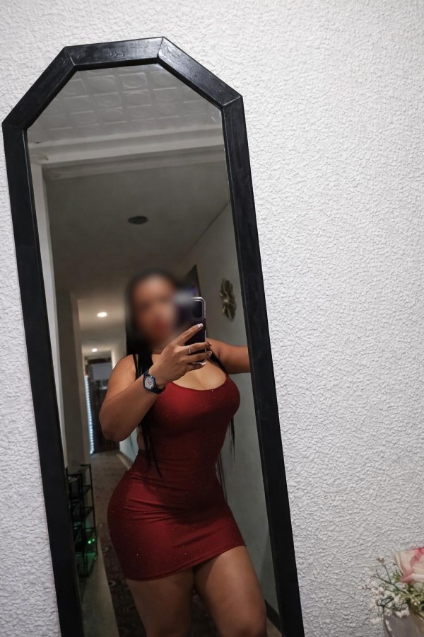 FIESTERA REAL MORBOSA Y MAMONA GRIEGO PROFUNDO