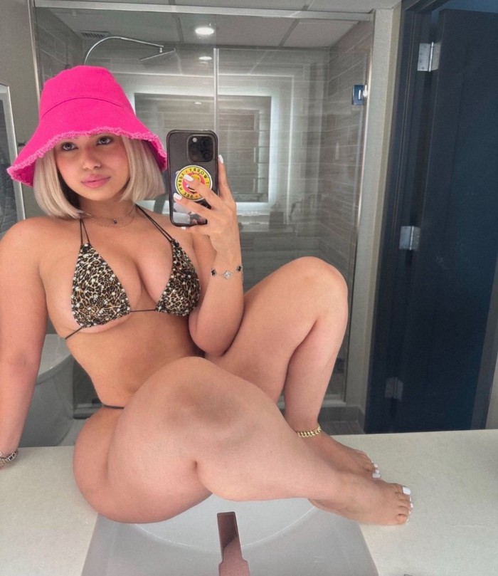 AMOROSA SIMPATICA DIVERTIDA ME ENCANTA DIVERTIME