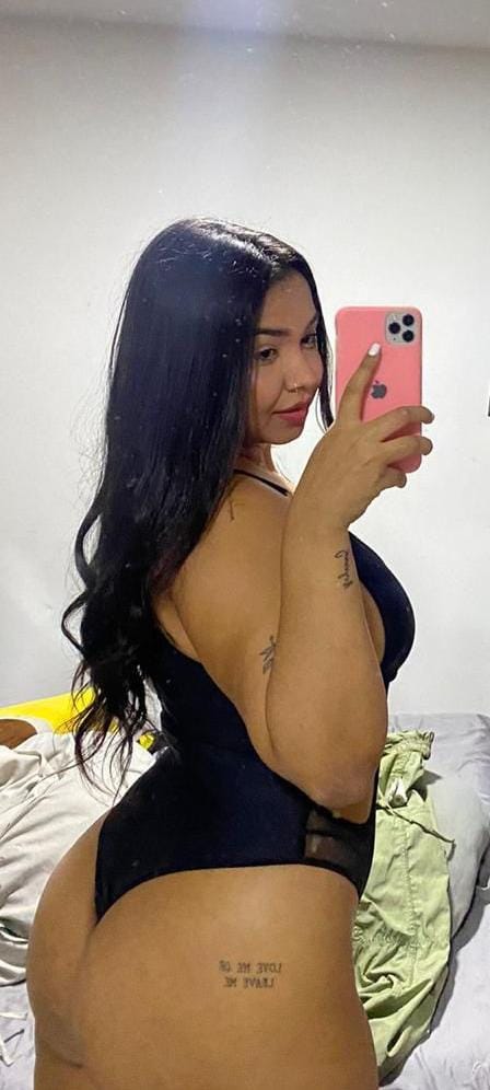 deseo sentir mucho placer  con tu polla