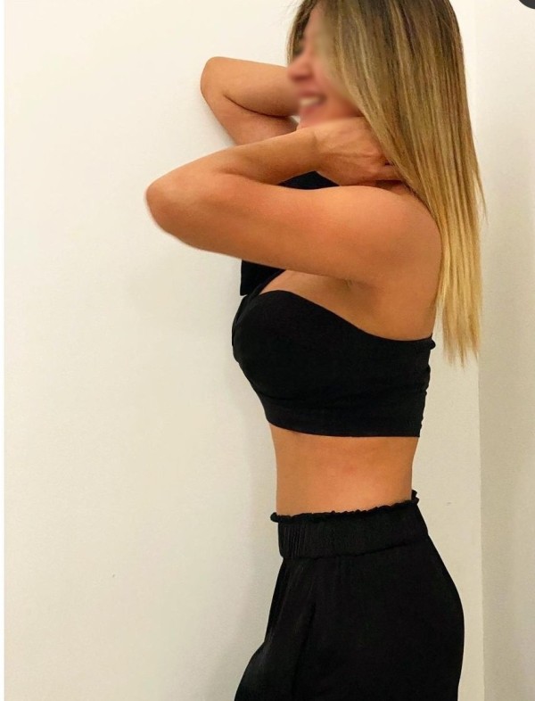 DULCE Y BELLA MASAJISTA, INDEPENDIENTE