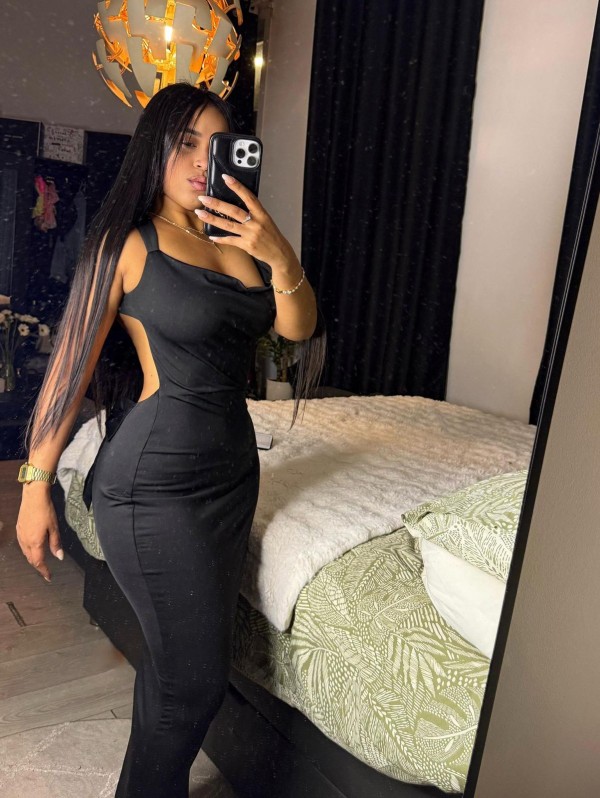 ESTUPENDA LATINA VIP ACABADITA DE LLEGAR LLAMAME NOVEDAD