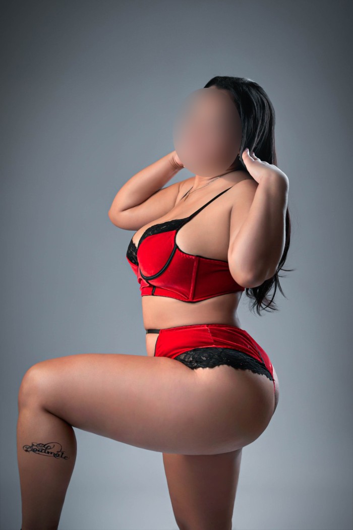 NOVEDAD ALEJANDRA ! MORBOSA CARIÑOSA DISCRETA TRATO DE NOVIOS EN ALICANTE