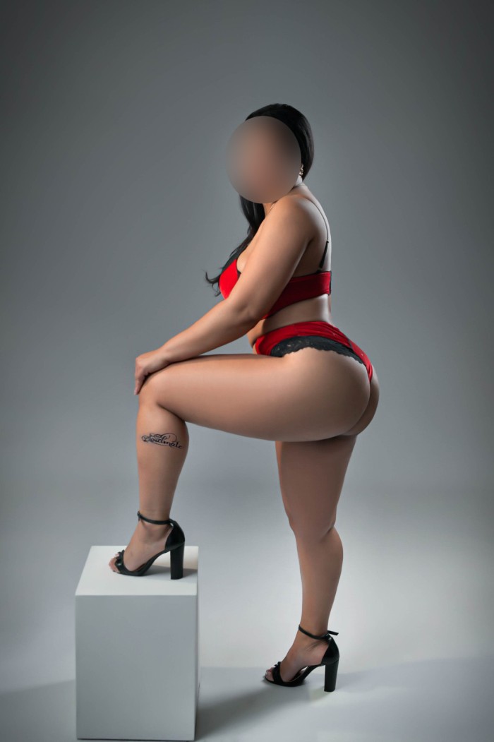 NOVEDAD ALEJANDRA ! MORBOSA CARIÑOSA DISCRETA TRATO DE NOVIOS EN ALICANTE