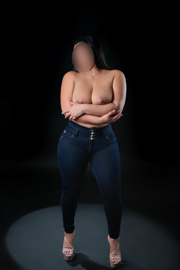 NOVEDAD ALEJANDRA ! MORBOSA CARIÑOSA DISCRETA TRATO DE NOVIOS EN ALICANTE