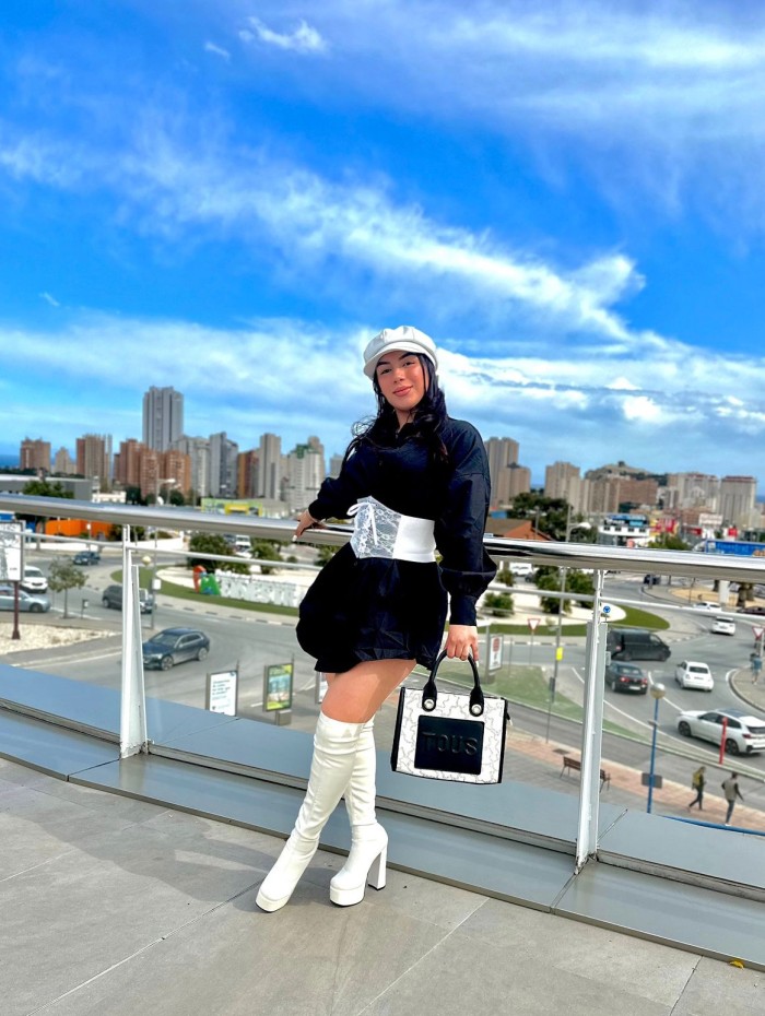 CELESTE 663998163!! THE PERFECT GIRL