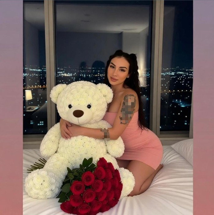 CELESTE 663998163!! THE PERFECT GIRL