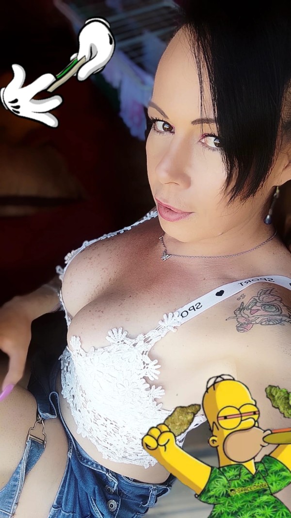 La chica que conoce el punto G del los hombres solo Quin lo tiene lo sabe.