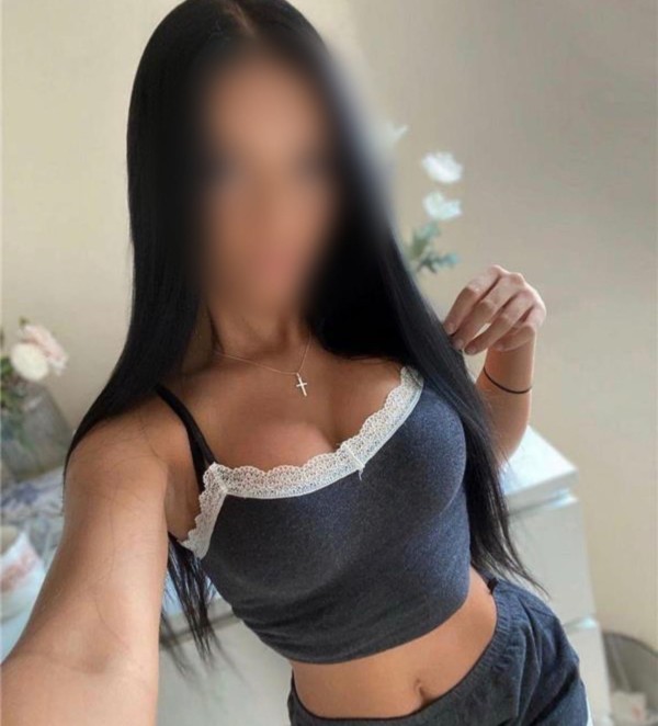 NOVEDAD GUAPISIMA SQUIRTING COMPLETITA