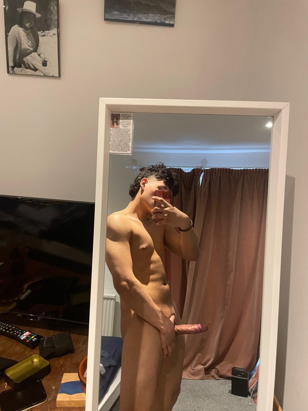 Luix bisex 18 años colombiano