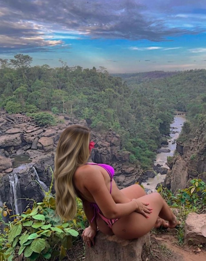 SENSUAL COMPLACIENTE ARDIENTE SEXO ADICTIVO