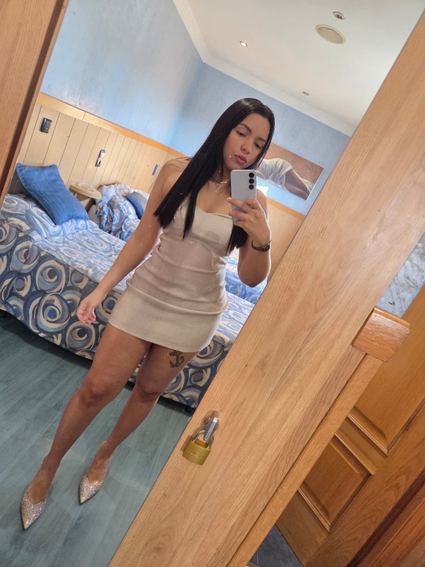 Estoy aquí en Gandía,una latina para satisfacer tus necesidad