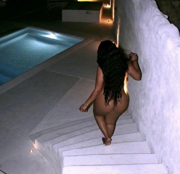 Nicoly  mulataza  besucona completísima fiestera 24hor