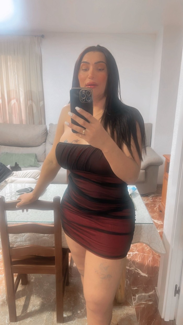 EN EL ZAPILLO TRANS DOMINANTE CACHONDA ARDIENTE