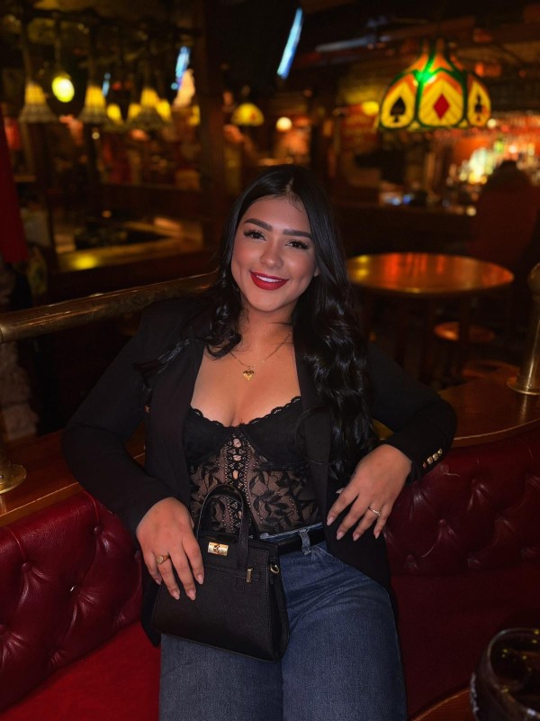 Mel jovencita morbosa