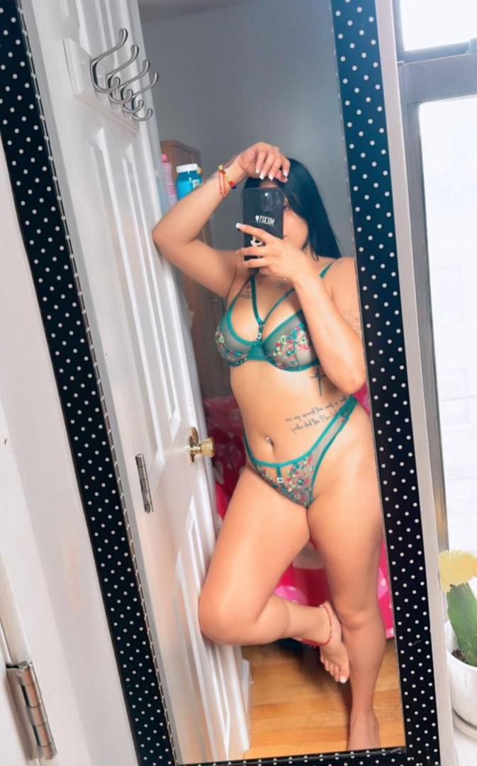 CRISTAL  FIESTERA IMPLICADA GUAPISIMA SIN PRISAS 24H EN TORREMOLINOS