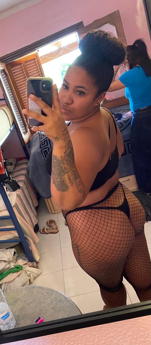 SARA LA MAS GUARRA QUE ENCONTRARAS