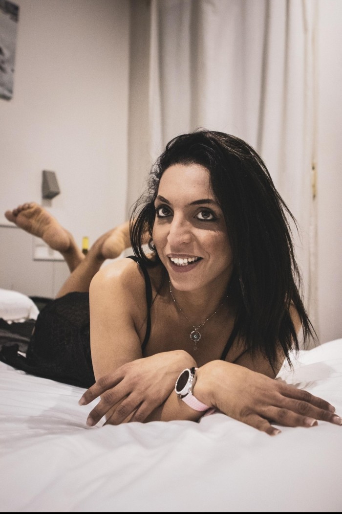 Lua guapísima brasileña 24 horas fiestera elegante