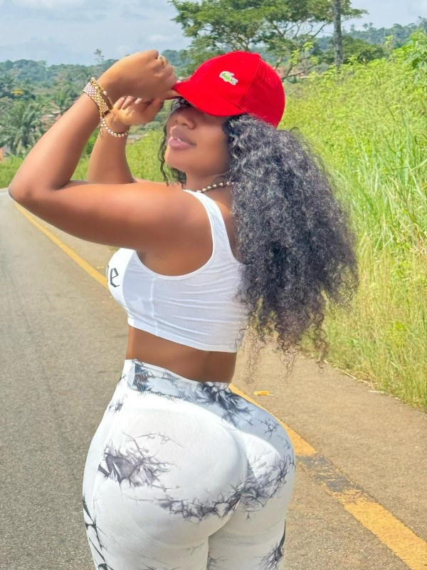 JAMAS DISFRUTASTE TAN RICO CON UNA BELLEZA