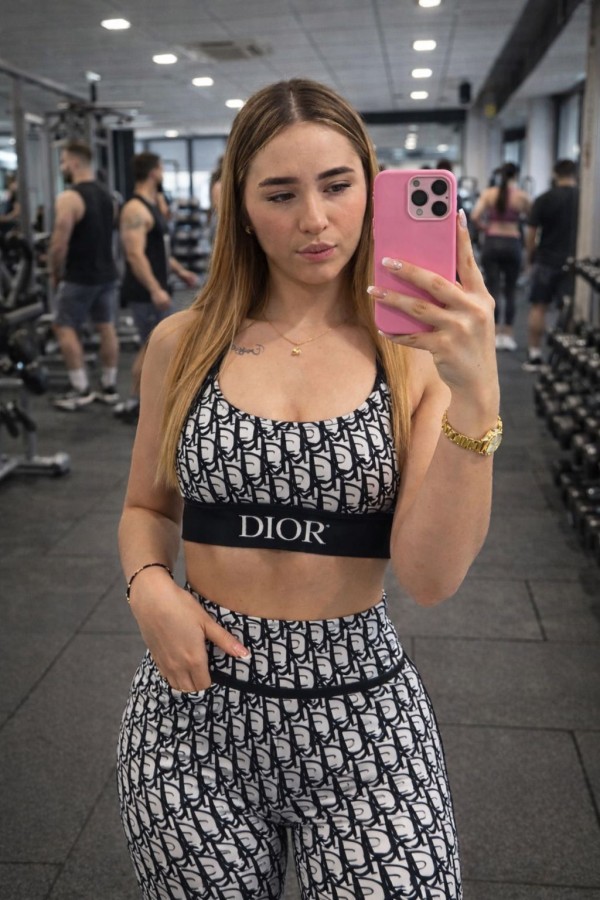 Sammy tu bebecita , muy dulce y fiestera