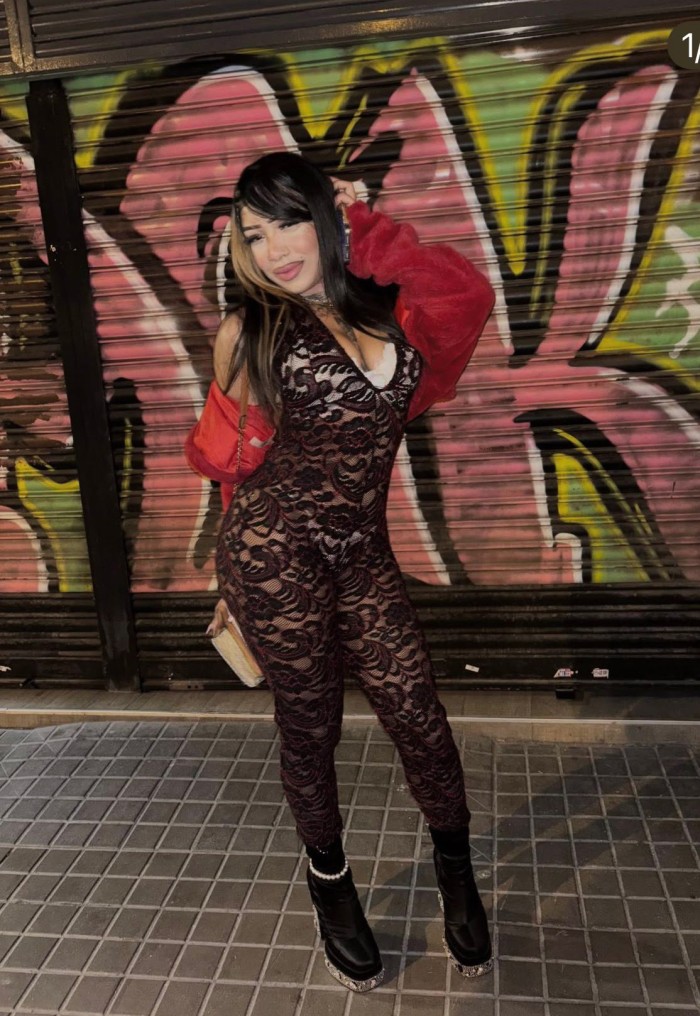 Mujer complaciente escort VIP en barcelona 24H