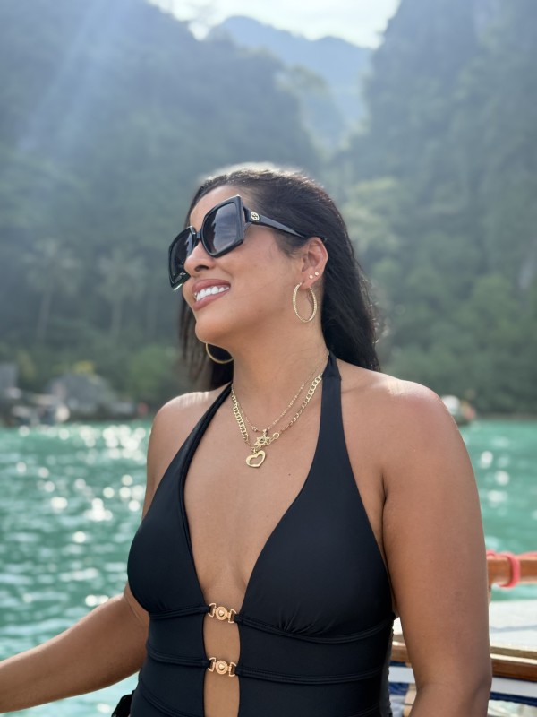 Soy real, atractiva y cachonda