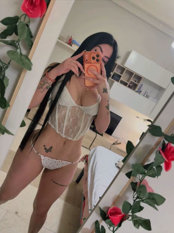 VALERIA NUEVA EN TETUAN – PLAZA CASTILLA (MADRID)