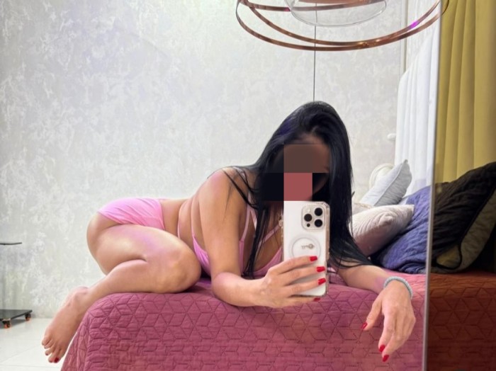 Masajista profesional tengo título aceite caliente