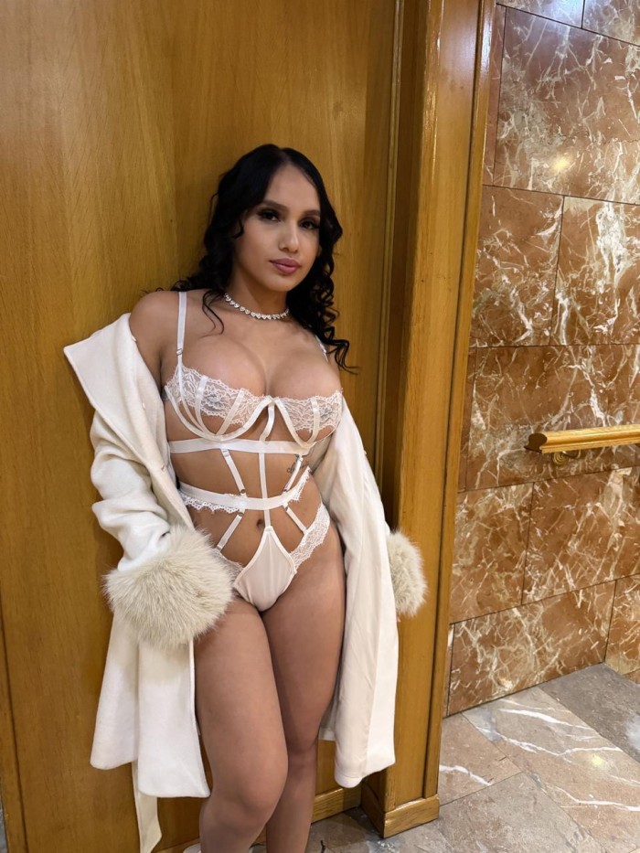 EN ZARAGOZA SENSUAL ESCORT ARDIENTE FIESTERA