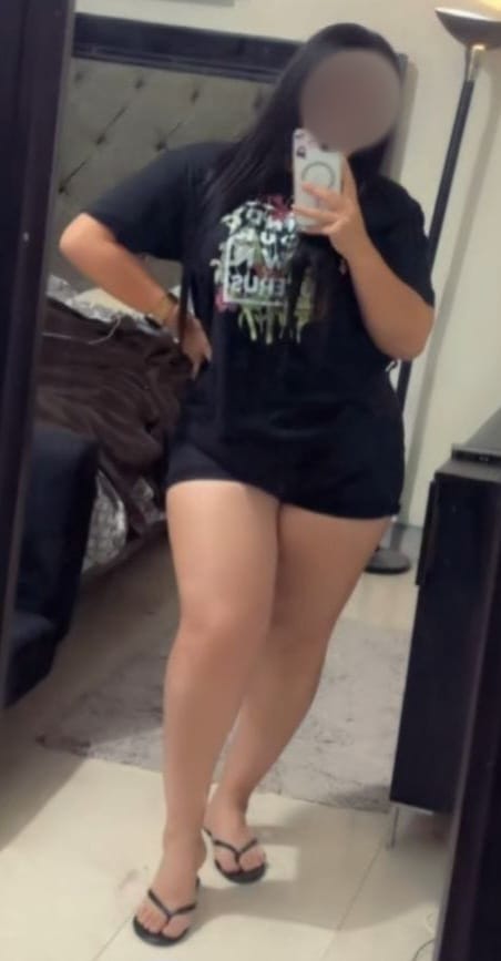 FIESTERA ENTREGADA DELICIOSA IMPLICADA LUJURIOSA