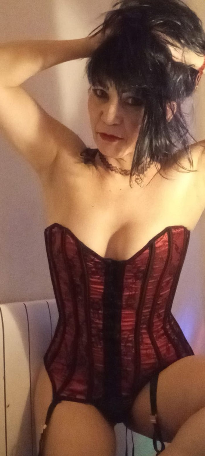 Nicol brasileña completa cariñosa viciosa fiestera sant feliu guixols 24h