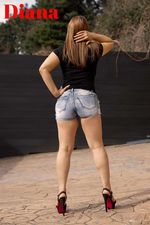 HE VENIDO POR POCOS DIAS AMOR Y ECONOMIA