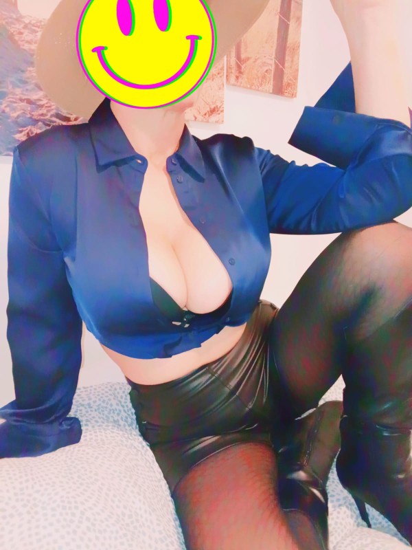 Dale rienda suelta a tus fantasías.Videollamadas