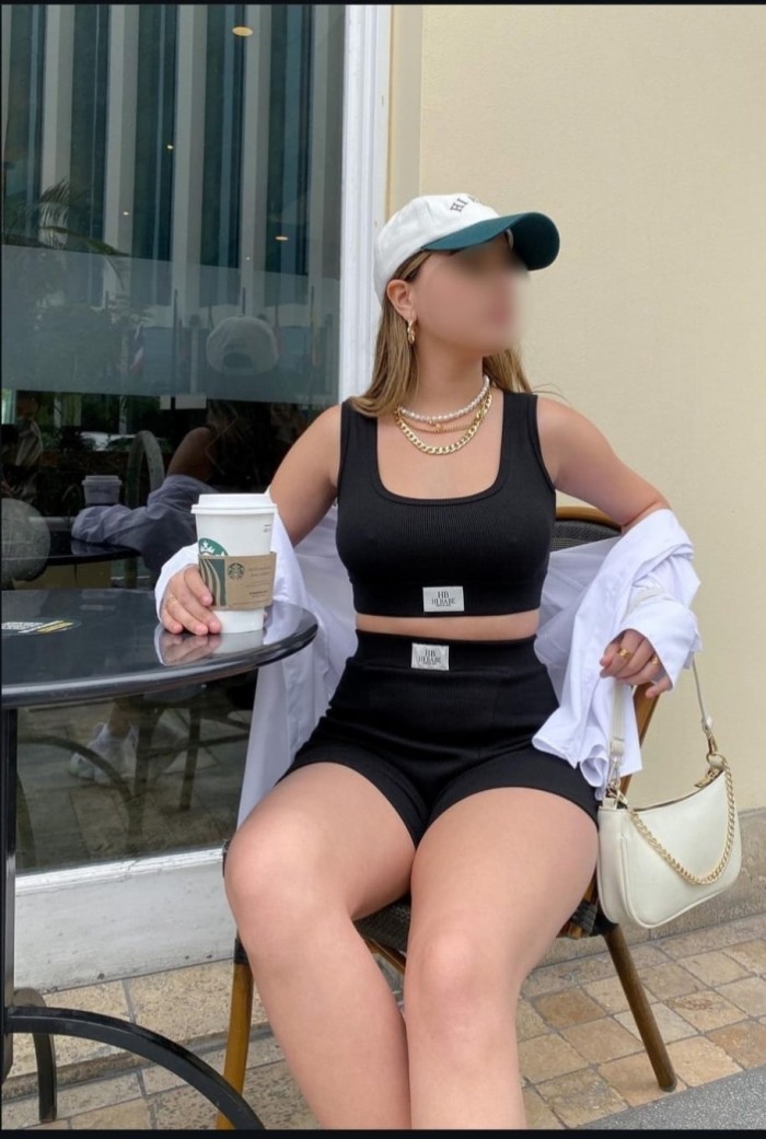 Masajista muy guapa Fiestera Irún Pocos dias