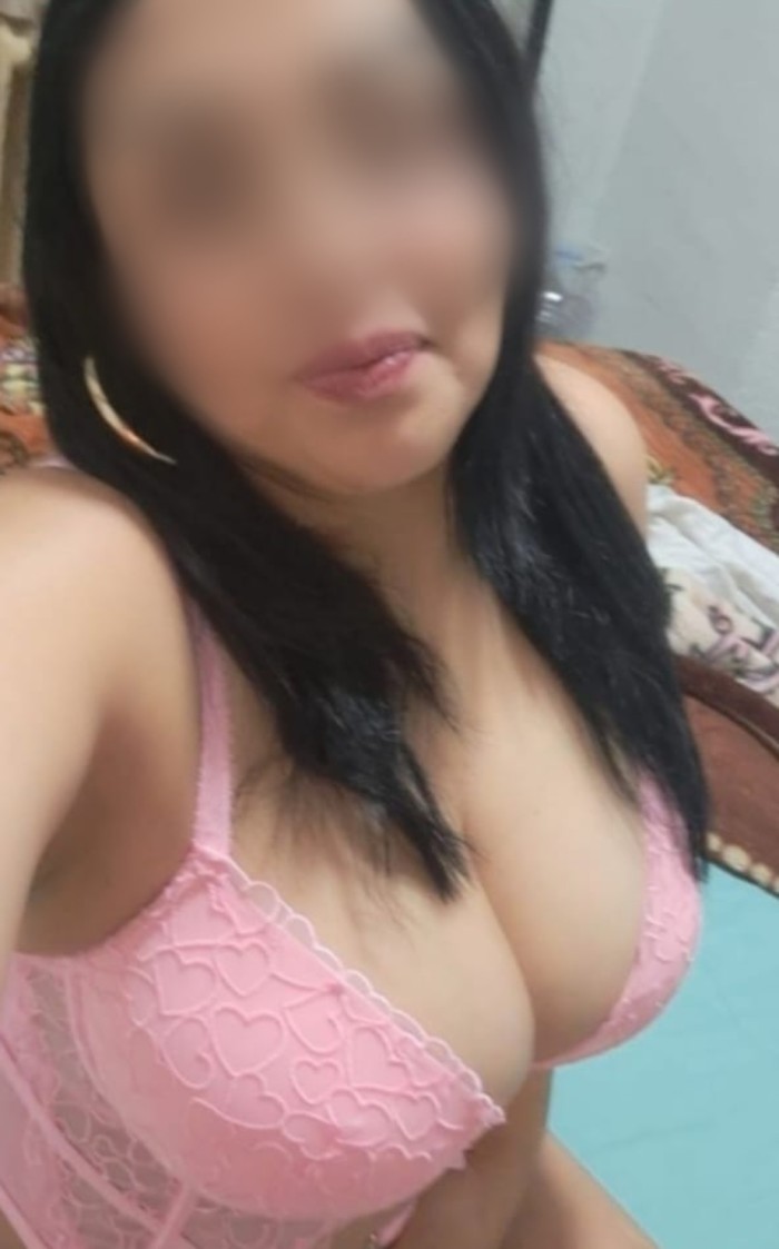 MADURITA DIVINA COMPLETA Y MUY MORBOSA