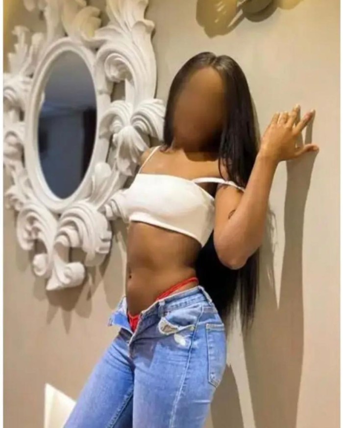 EN PONFERRADA DIOSA SENSUAL Y ATREVIDA