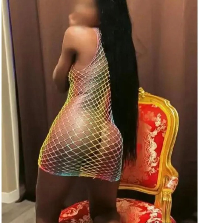 EN PONFERRADA DIOSA SENSUAL Y ATREVIDA