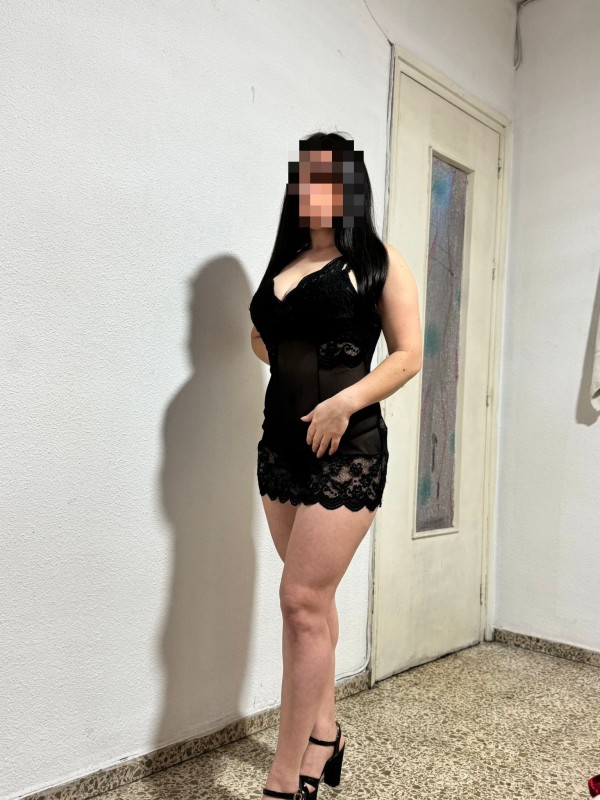LATINA RECIEN LLEGADA HERMOSA NIÑA PARA TI