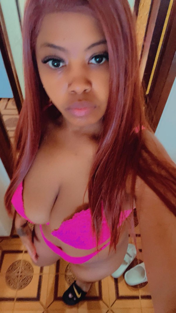 Morochita chupa rico