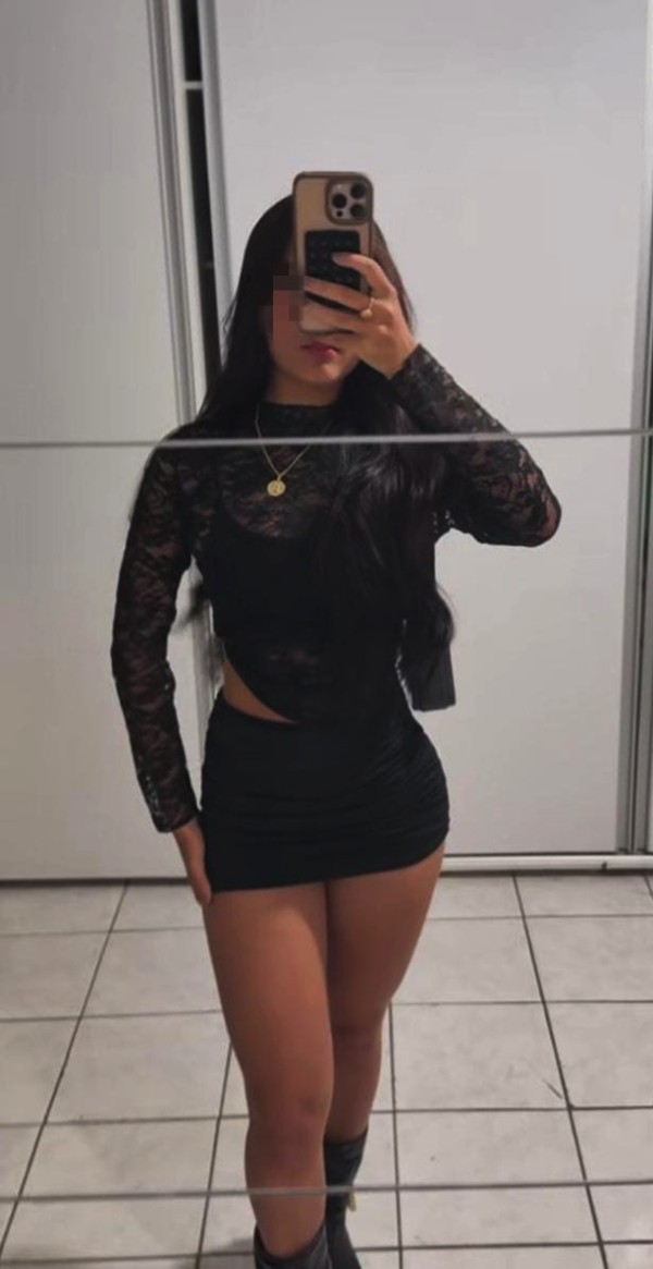 DOS AMIGAS DE 24 Y 26 AÑOS TENDRÁS UN ENCUENTRO INOLV