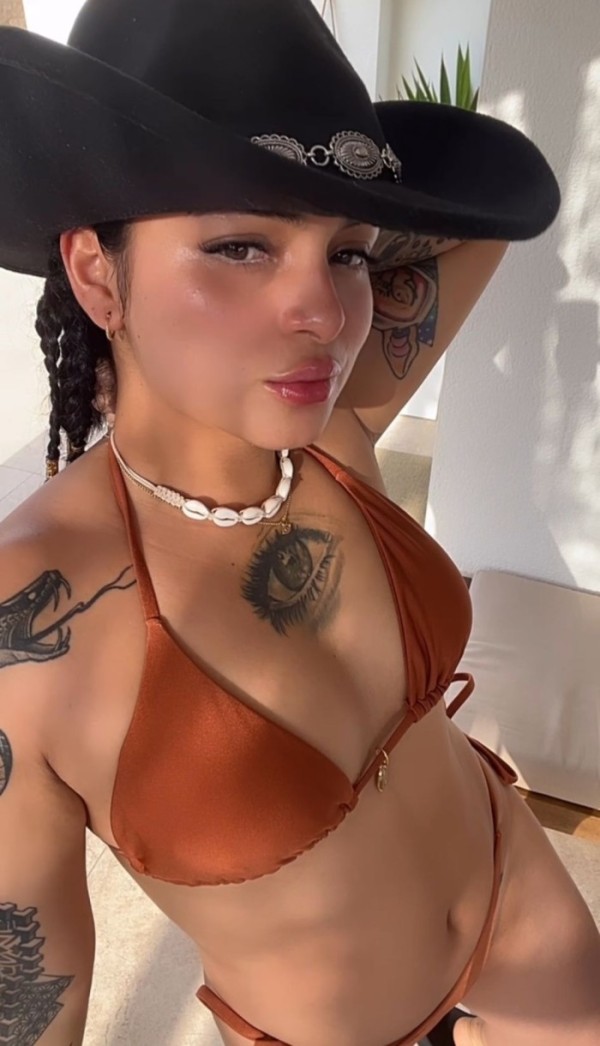 POR ALBACETE – CHICA DE LUJO, SALVAJE EN LA CAMA SIN LIMITES