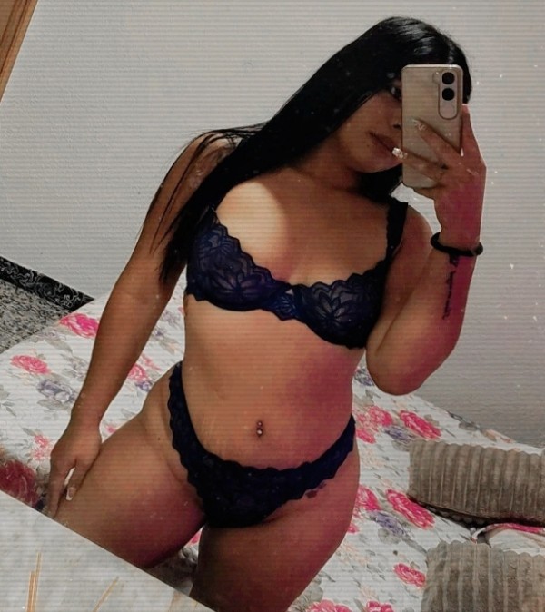 COLEGIALA  CACHONDA Y GUARRA – HOY PACK DE HORAS SALIDAS Y MÁS..