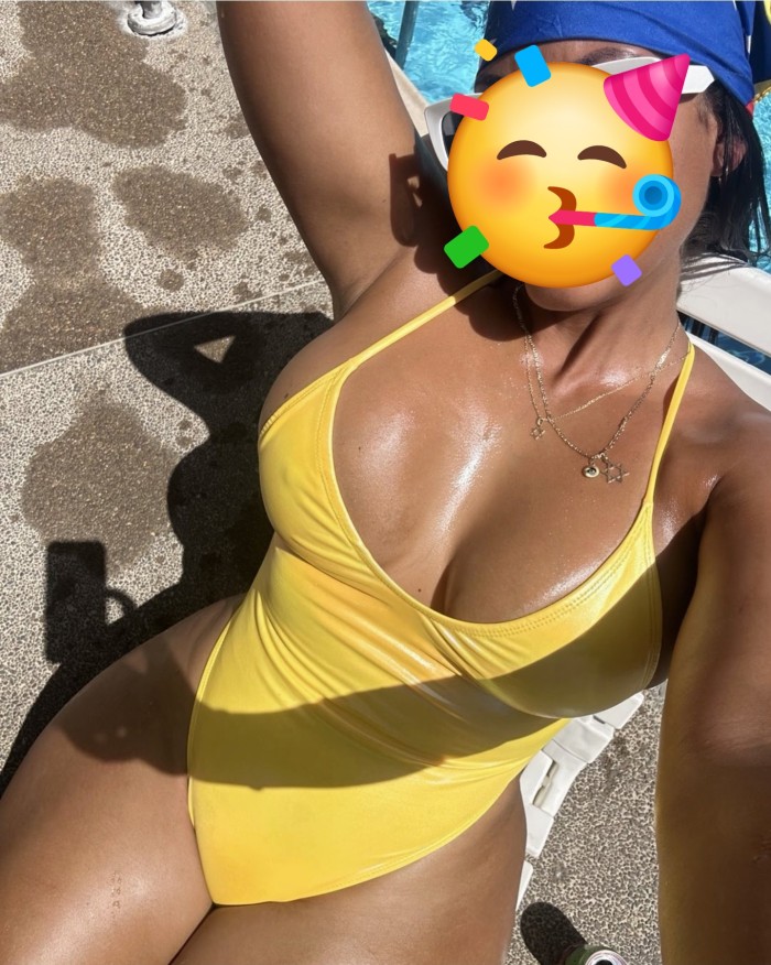 SIMPÁTICA..DULCE Y MUY SENSUAL