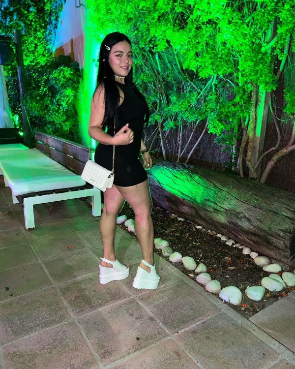 NOVEDAD EN CADIZ CAPITAL SEXY COLOMBIANA CAÑERA MUY CALIENTE Y FIESTERA