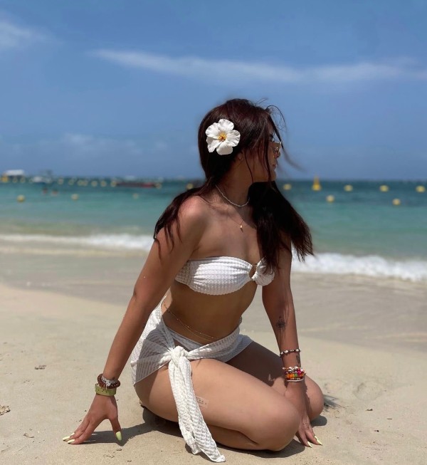 CHICA DE LUJO HERMOSA COLOMBIANA