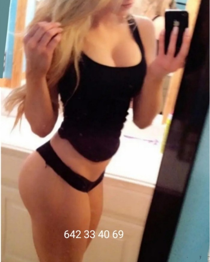 Chica FITNESS CUIDADA PARA TI LOGROÑO