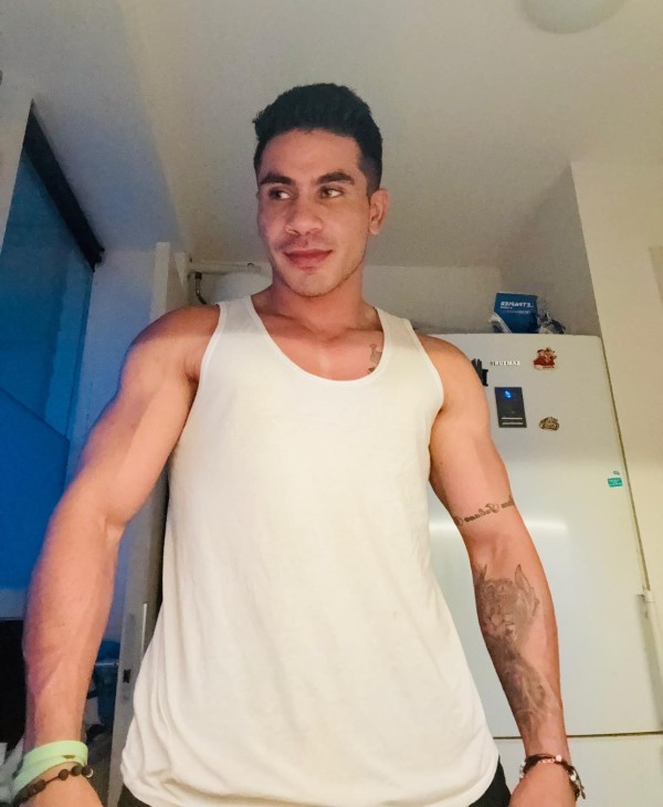 FELIPE MACHO DISPONIBLE GRAN VIA !!