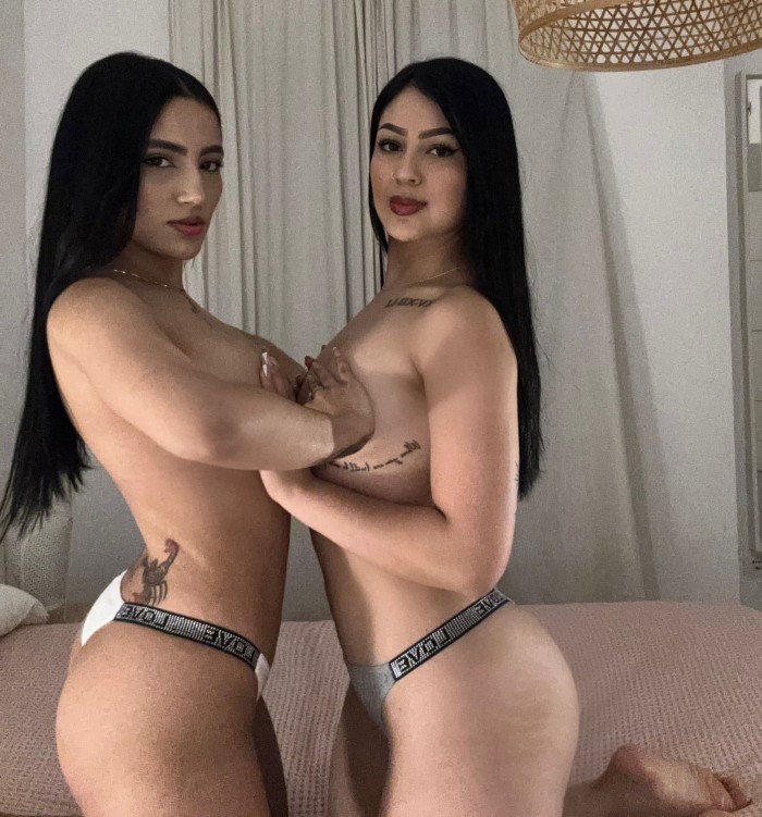 Dos jóvenes colombianas dispuestas a complacer