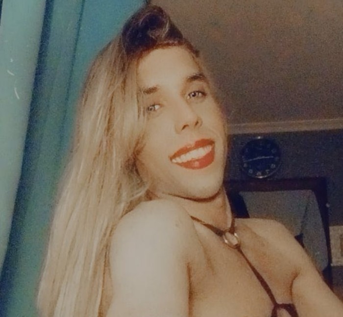 CHICA TRANS rubia 23 años rubia alta guapa morbosa