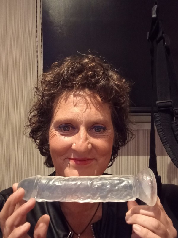 YO SOY TU DIOSA Y TÚ QUIERES SER MI PUTITA