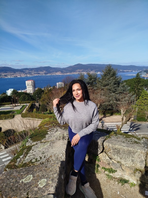 NICOLE SCARLET NOVEDAD EXTRAORDINARIA, MAJA,  ACT  O PAS